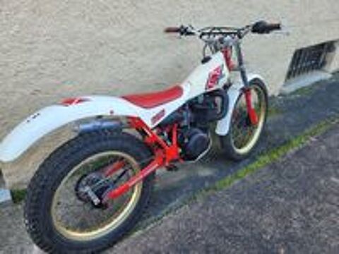 YAMAHA 1987 occasion 31120 Roquettes