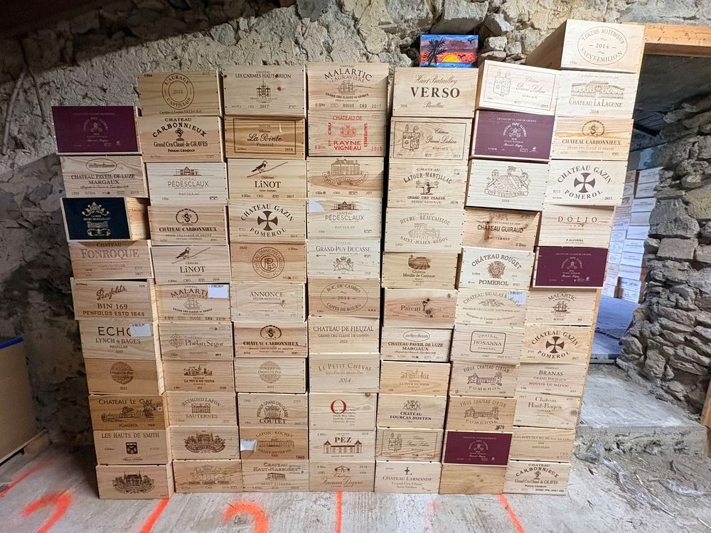 caisses de vin vide tout formats Décoration