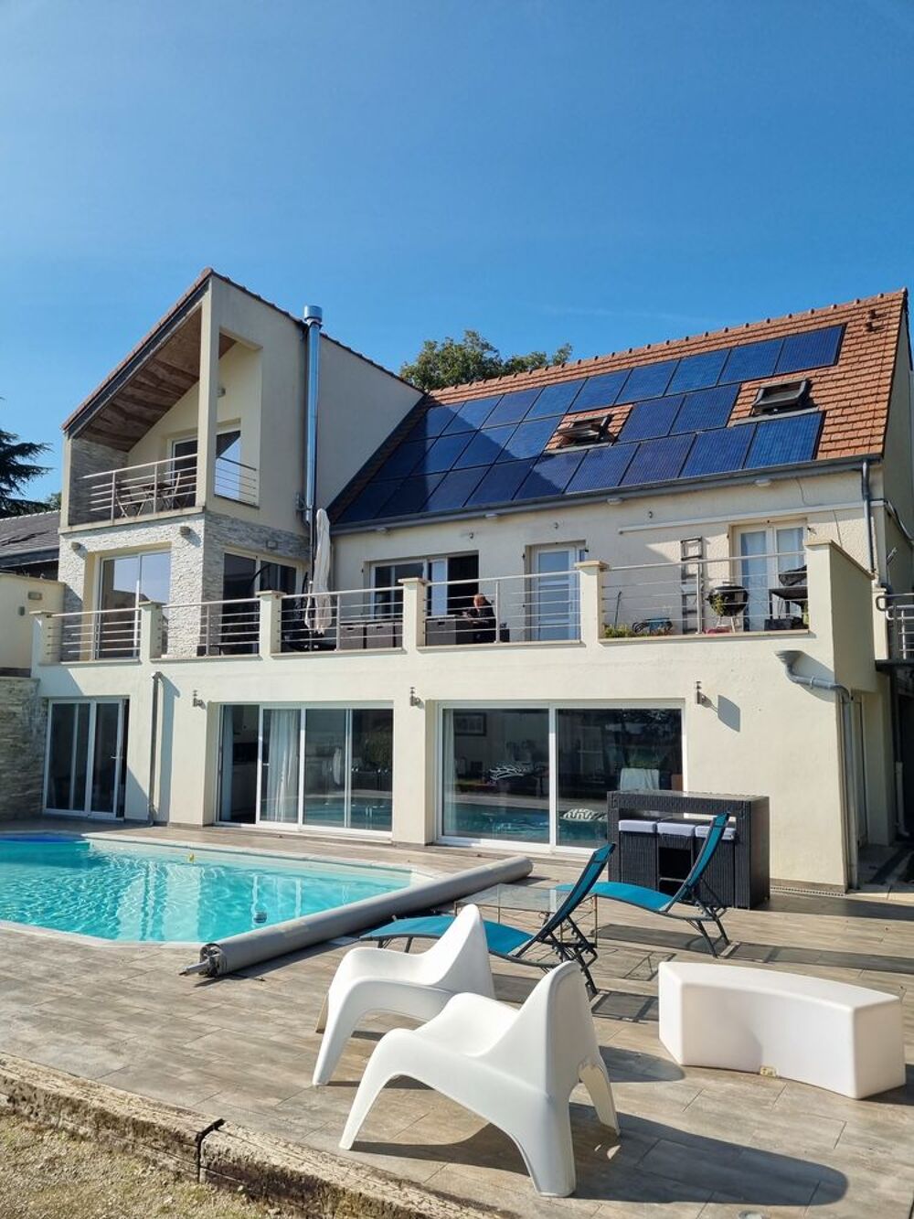 Vente Maison maison 239 m² avec studio indep, ss total, terrain de 1377m² Linas