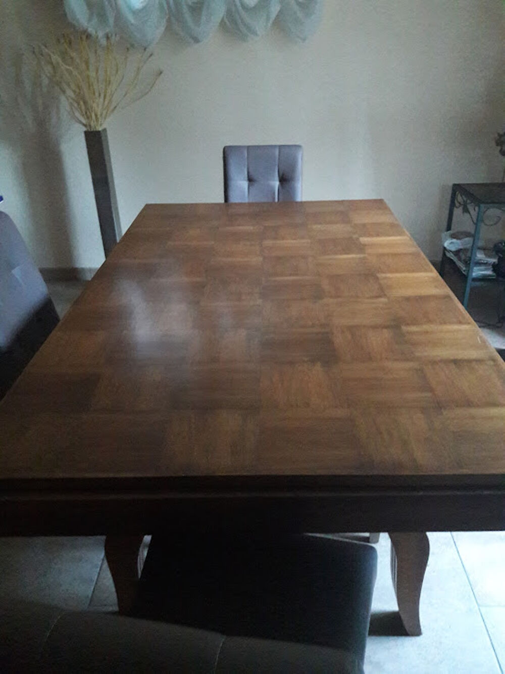 TABLE DE SEJOUR. Meubles