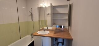 Appartement à louer 3 pièces 67 m²