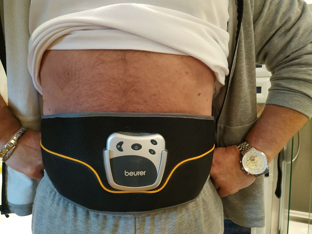 Ceinture d'&eacute;lectrostimulation BEURER comme neuve Sports
