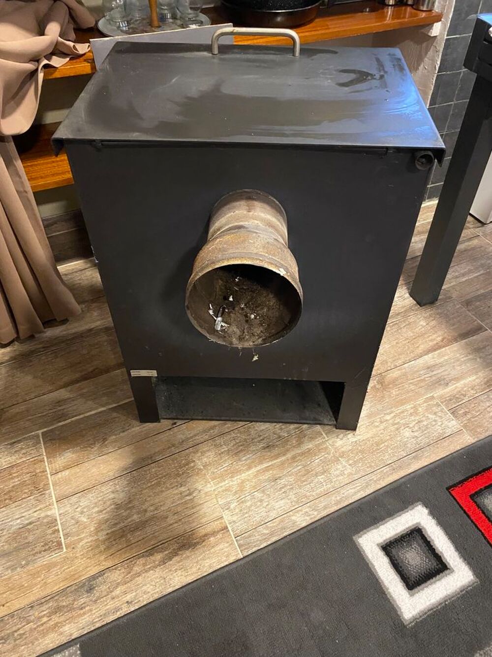 Po&ecirc;le &agrave; Bois Bricolage