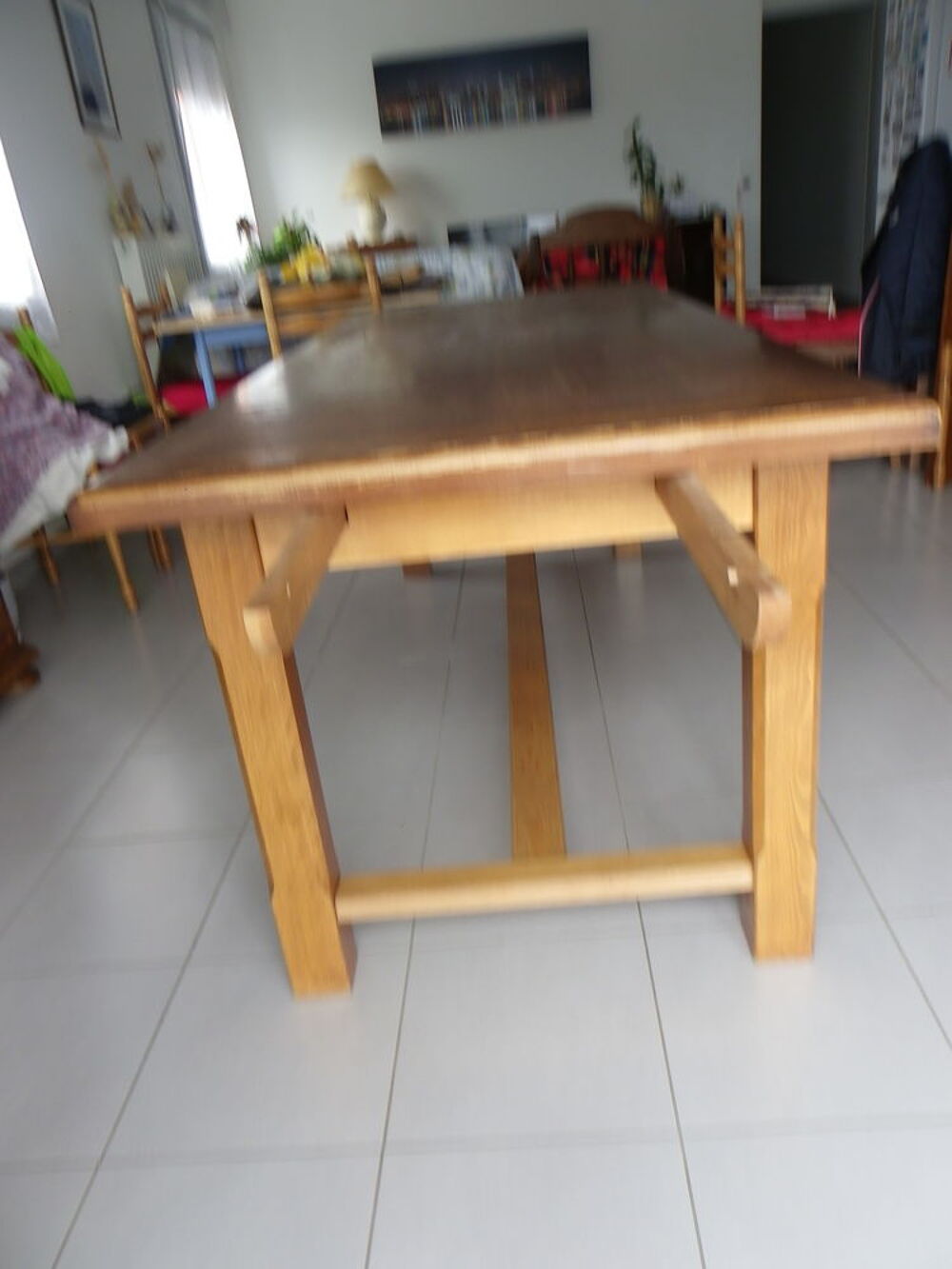 TABLE RECTANGULAIRE ET CHAISE Meubles