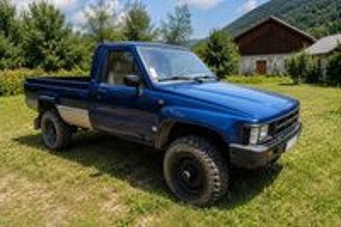 Hilux HILUX MC'11 CHASSIS CABINE 2.5L 144 D-4D 4x4 BASE 1986 occasion 73340 La Motte-en-Bauges