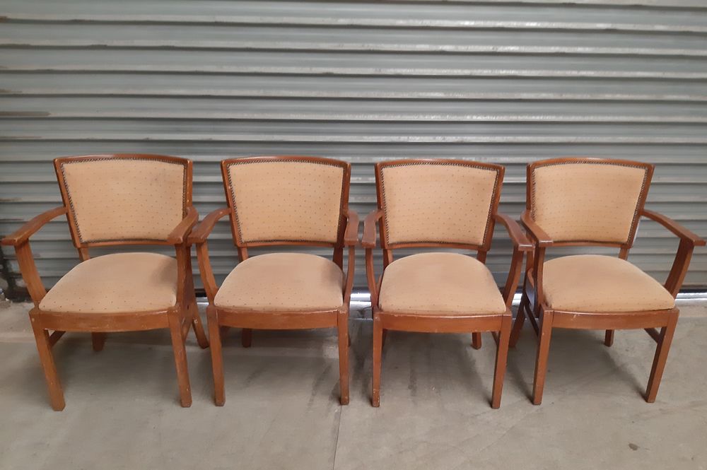 4 chaises- bridges anciens. 50€ le lot Meubles