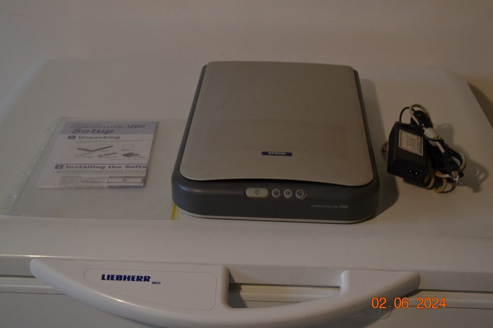 Epson Perfection 1260 Photo Scanner Matériel informatique