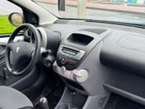107 1.0e 12V 68ch 2-Tronic Trendy 2005 occasion 94000 Cr&eacute;teil
