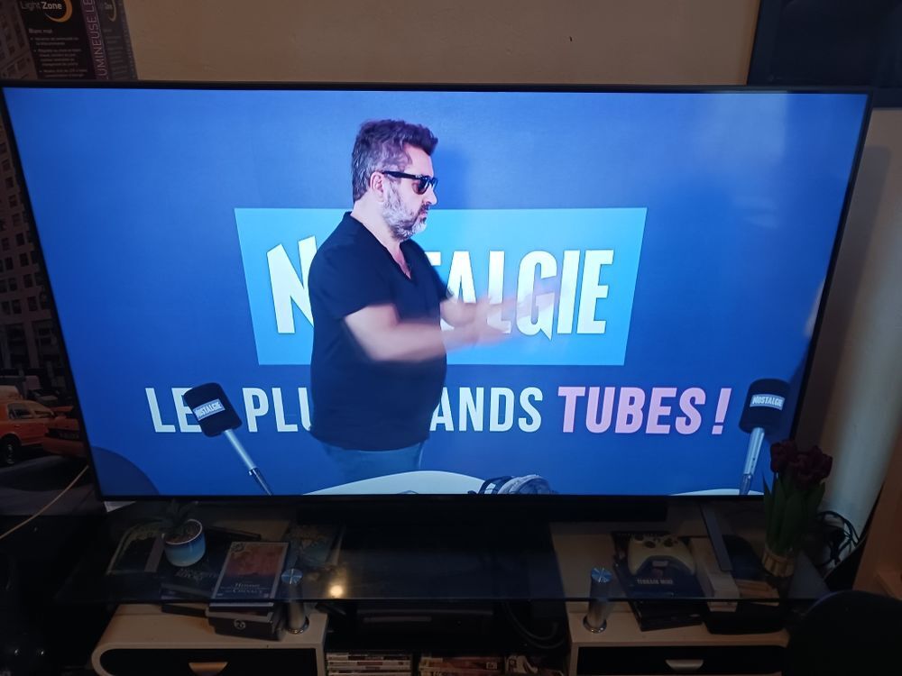 t&eacute;l&eacute;viseur lG &agrave; peine 2ans Photos/Video/TV