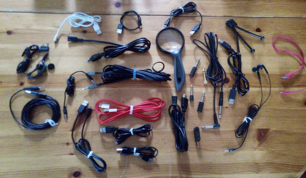 Lot c&acirc;bles &eacute;lectriques divers id&eacute;al recyclage cuivre ...
Sur Amiens Rivery. 
20 €
C'est disponible. Bricolage