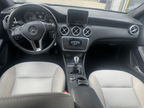 Classe A 160 CDI BlueEFFICIENCY Intuition 2015 occasion 78610 Saint-L&eacute;ger-en-Yvelines