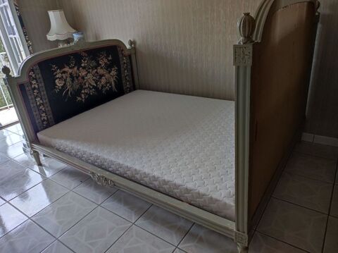 cadre de Lit ancien 2 places 50 Viarmes (95)
