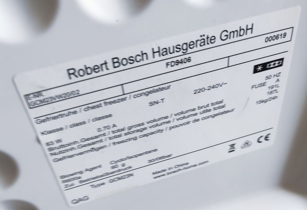 Mini cong&eacute;lateur blanc BOSCH avec thermostat Electroménager