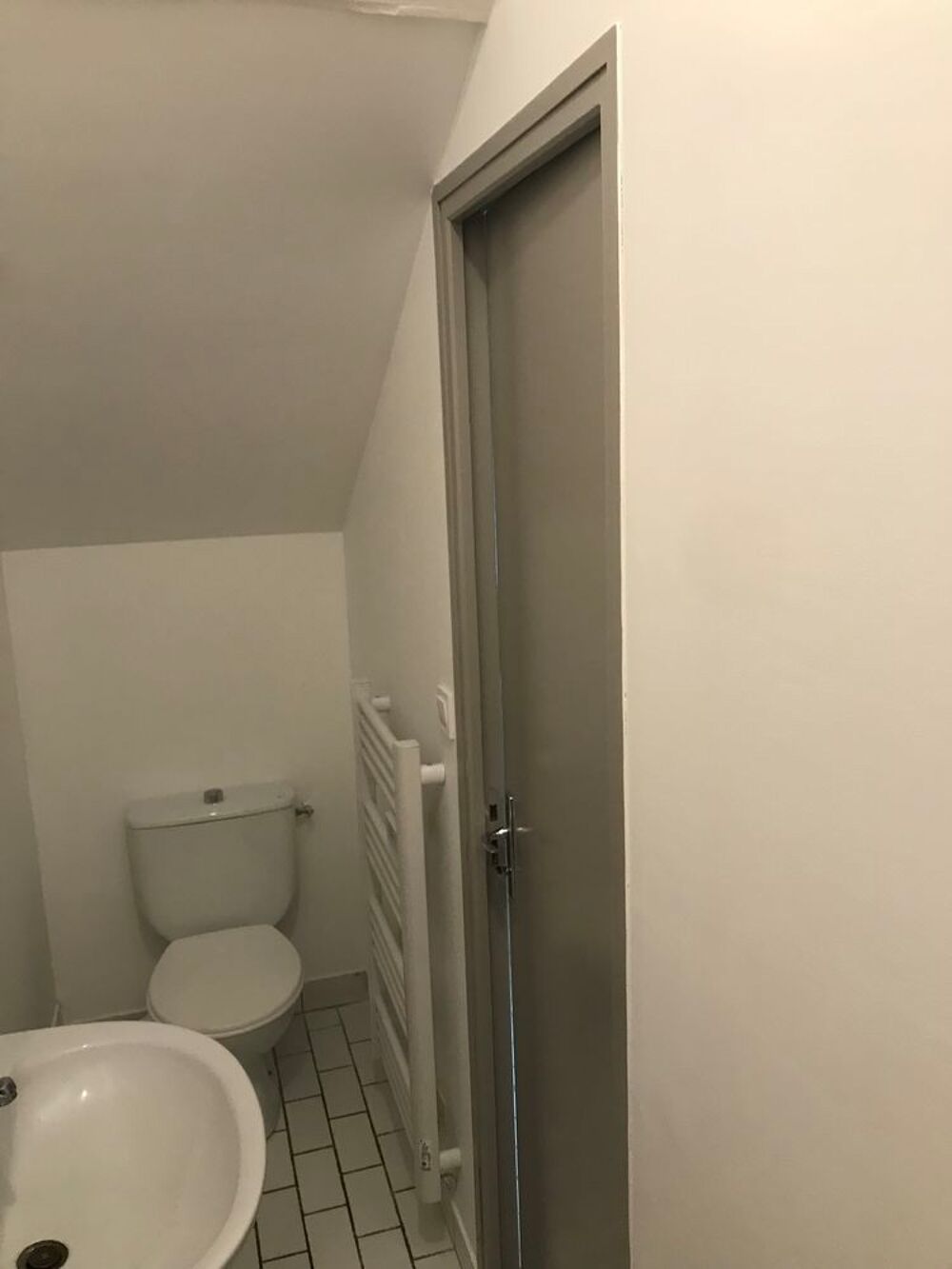 Location Appartement F1 19 m2 Montereau quartier recherché entre centre et gare Montereau-fault-yonne