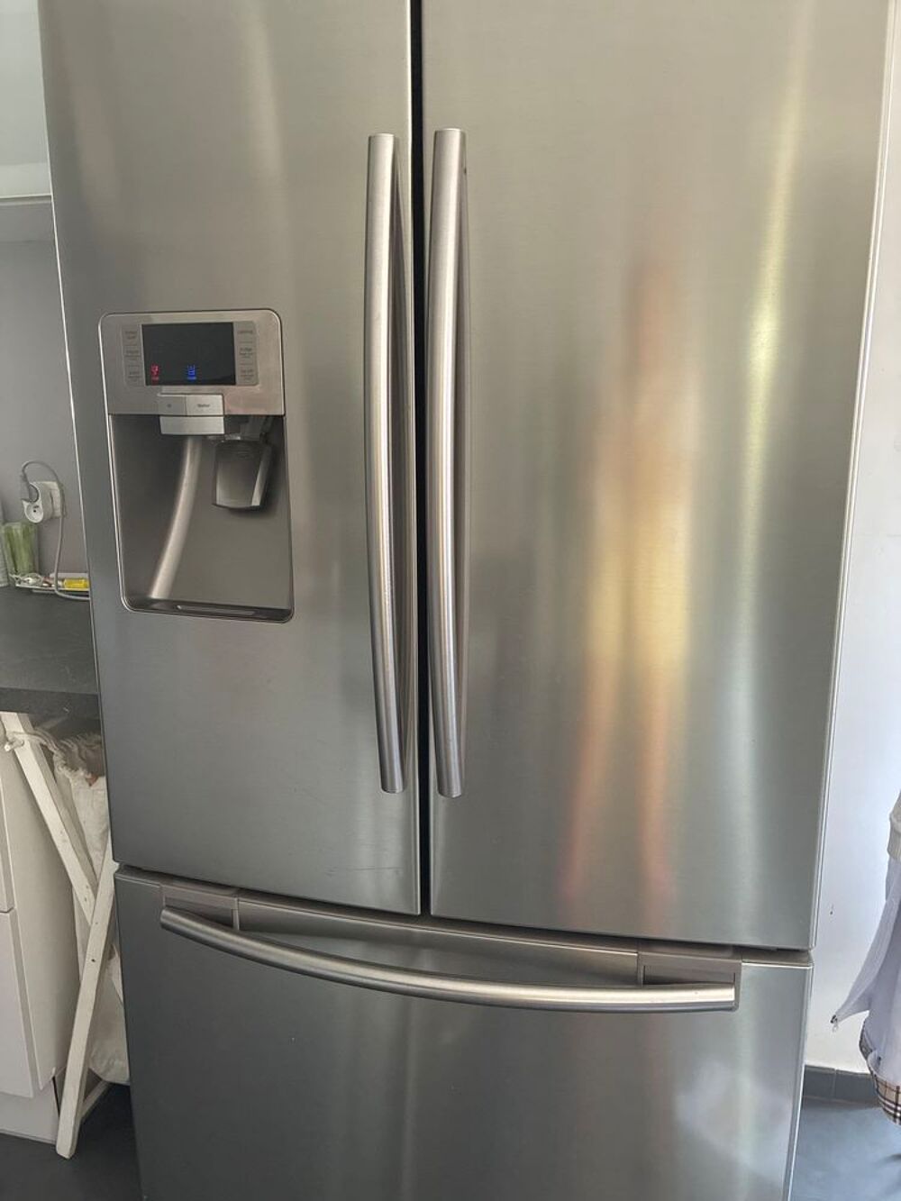 Frigidaire am&eacute;ricain 3 portes Samsung Electroménager