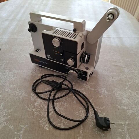 Projecteur EUMIG MARK 610D
Galluis (78)