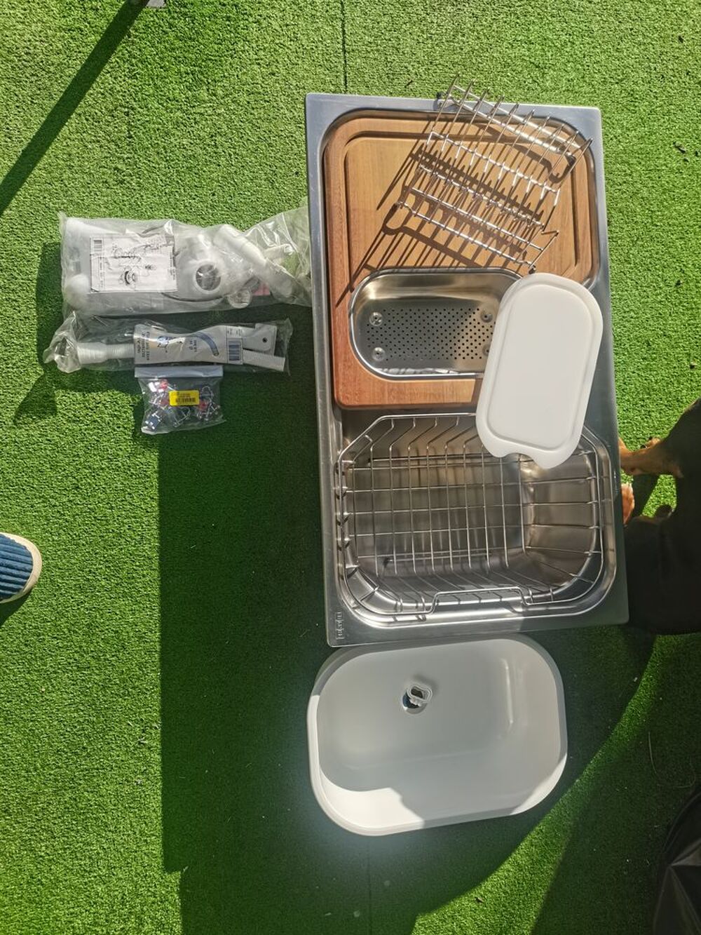 &Eacute;vier Franke neuf avec tous ses accessoires. Cuisine