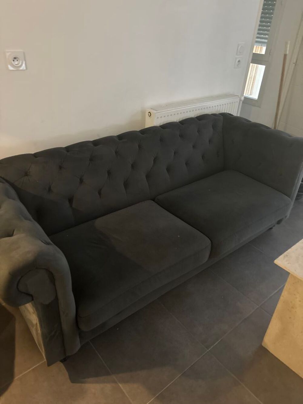 Canaper chesterfield Meubles