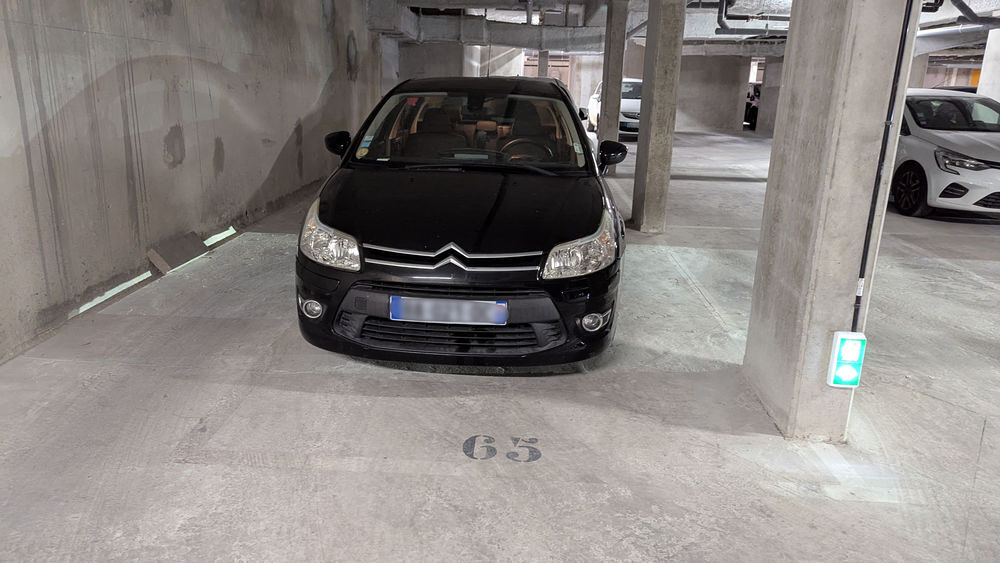 Location Parking/Garage Place de parking sécurisée ? Sous-sol ? Chennevières Conflans-sainte-honorine