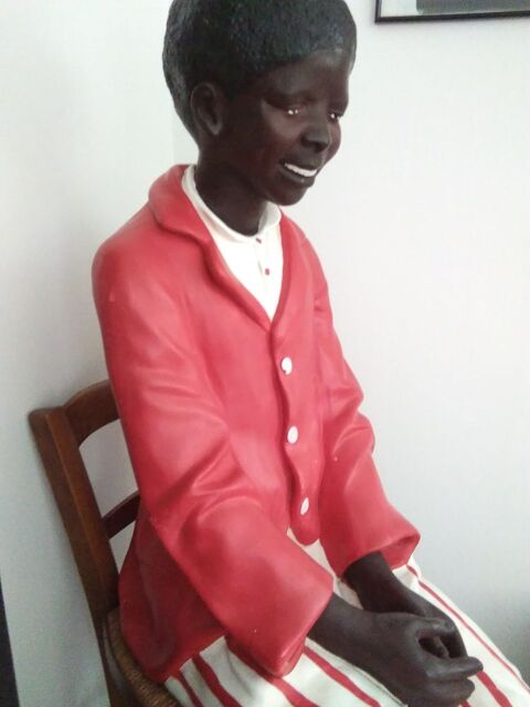 Jolie statue africaine en pl�tre 1000 Saujon (17)