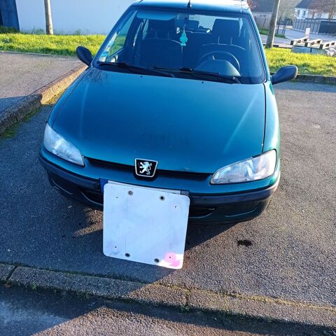 Peugeot 106 1.1i Color Line 1998 occasion Cl&eacute;gu&eacute;rec 56480