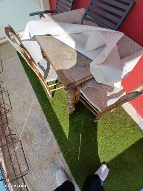 table en bois La Tour-du-Pin (38)