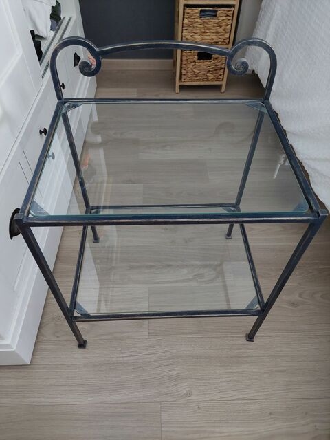 Table de chevet marine et dor 35 Fleury-les-Aubrais (45)