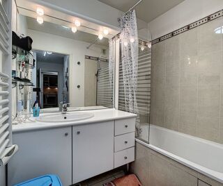  Appartement à louer 3 pièces 55 m²