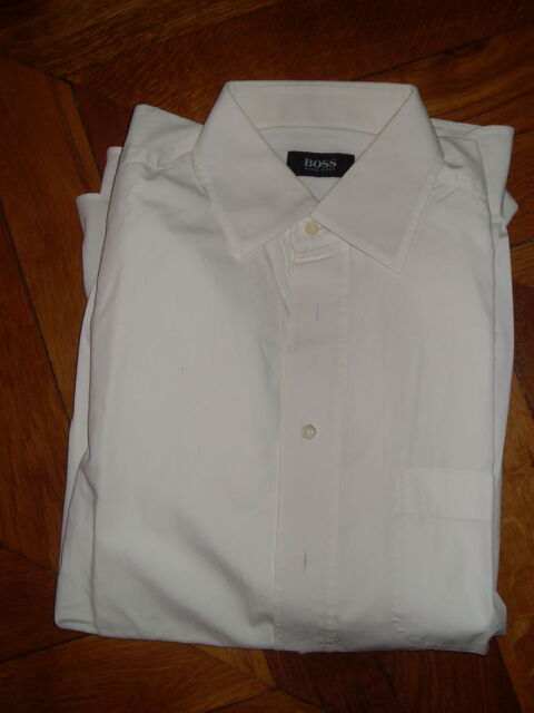 chemise blanche BOSS taille L 25 Vertaizon (63)