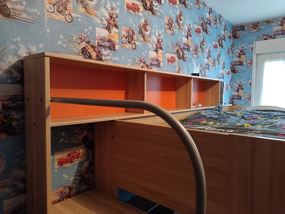 LITS SUPERPOSES POUR ENFANT Mobilier enfants