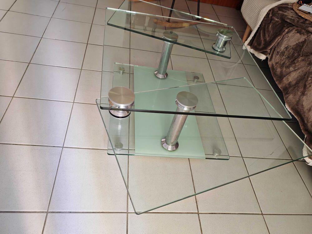 Table basse chateau d'ax 3 plateaux dont 2 pivotant Meubles