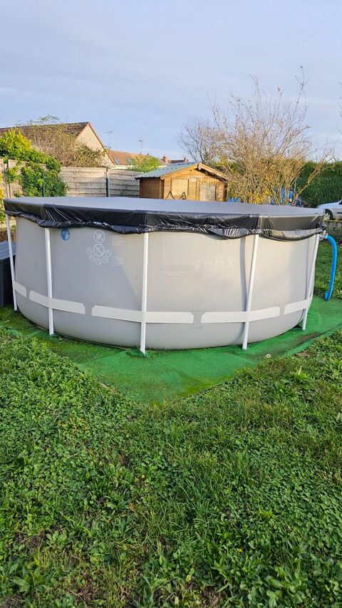 Piscine intex et sa pompe 300 La Chapelle-Saint-Mesmin (45)