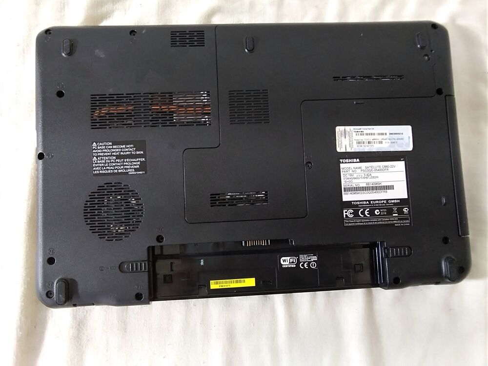 PC Portable Toshiba Satellite C660-22V Matériel informatique