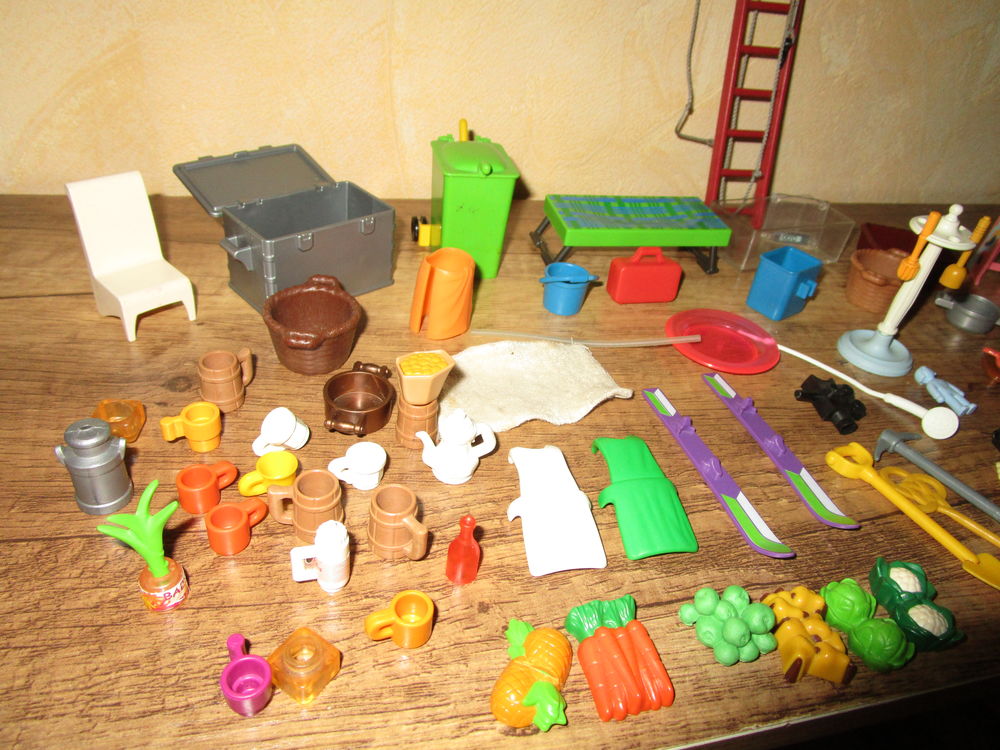 MAISON PLAYMOBIL +DIVERS ACCESSOIRES MAISON Jeux / jouets