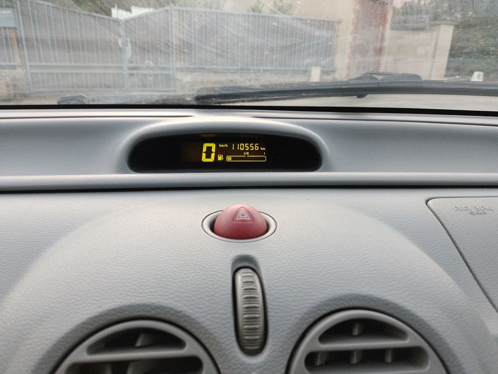 Twingo 1.2i 2000 occasion 77250 Veneux-les-Sablons