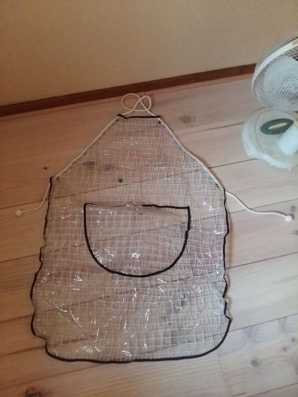Blouse blanche, peignoir, tablier plastique Vêtements