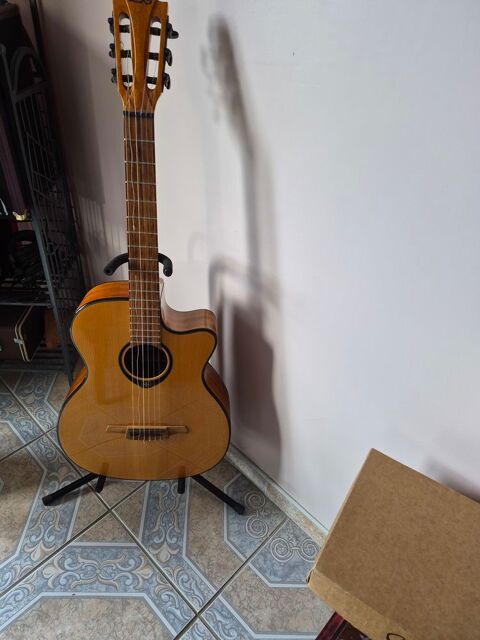 Guitare 200 Bohain-en-Vermandois (02)