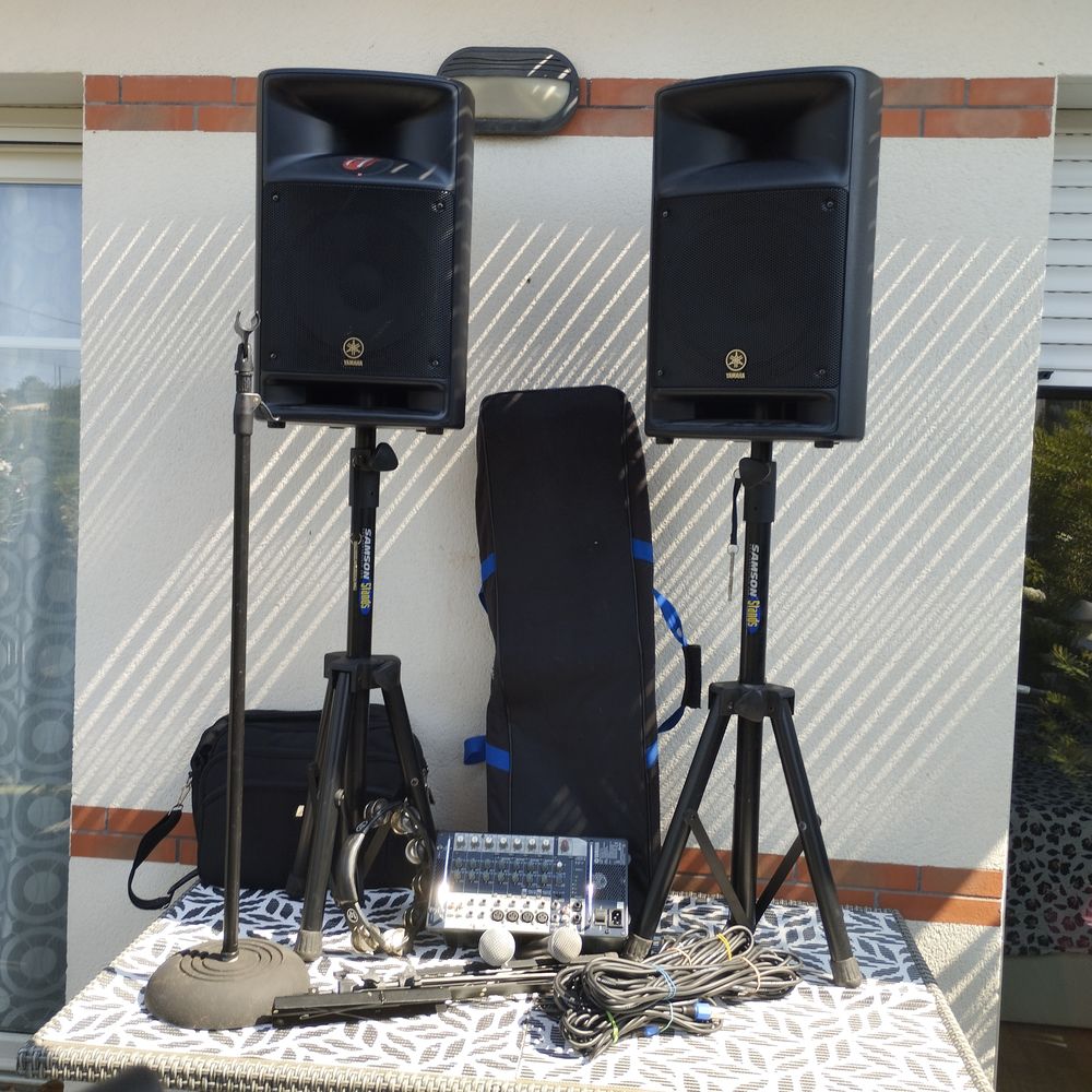 Sono chant stage Yamaha 500 Instruments de musique