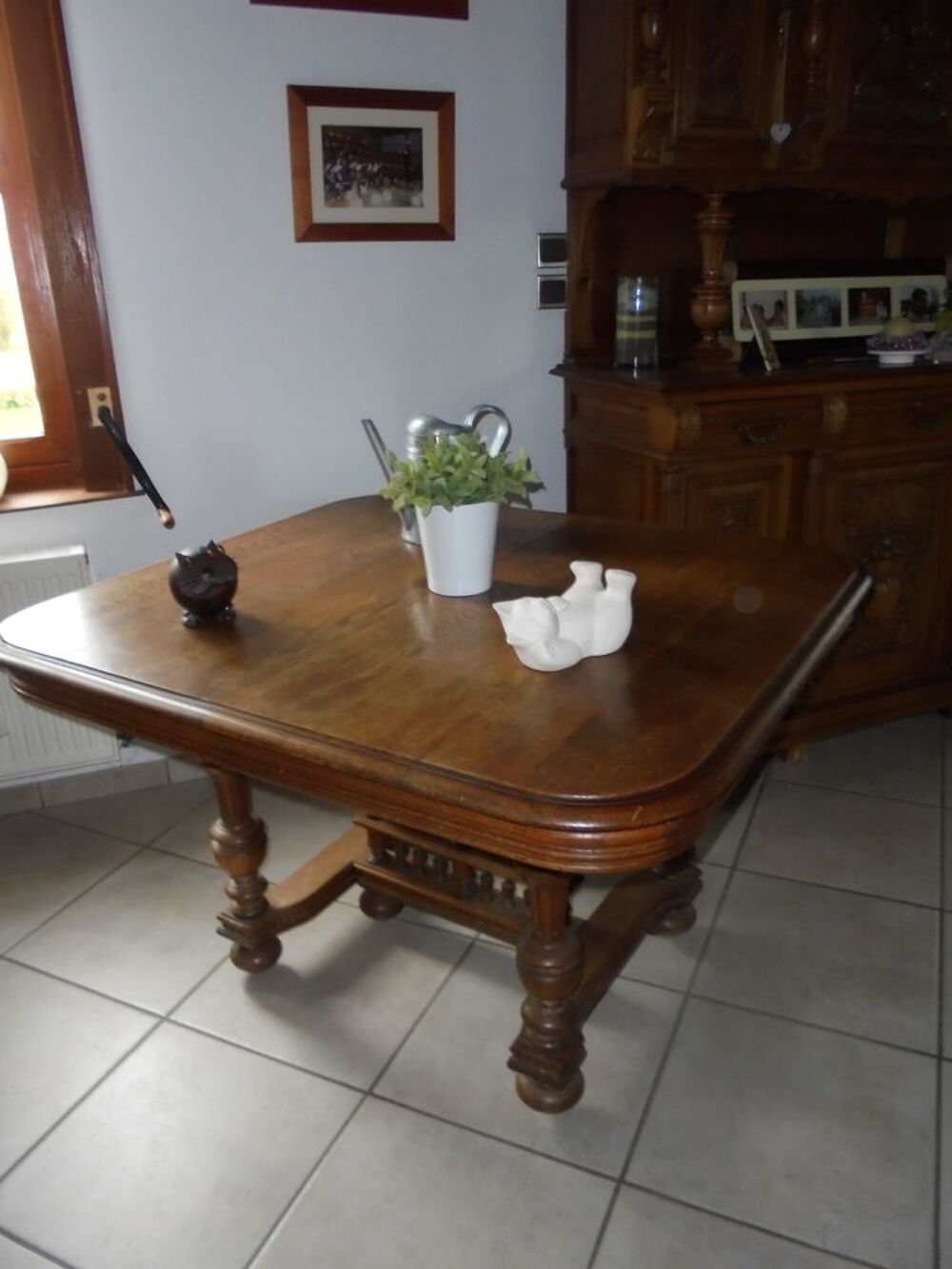 Salle &agrave; manger ancienne Meubles