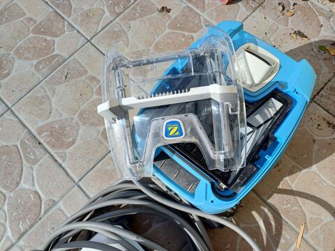 Robot piscine 250 Ferran (11)