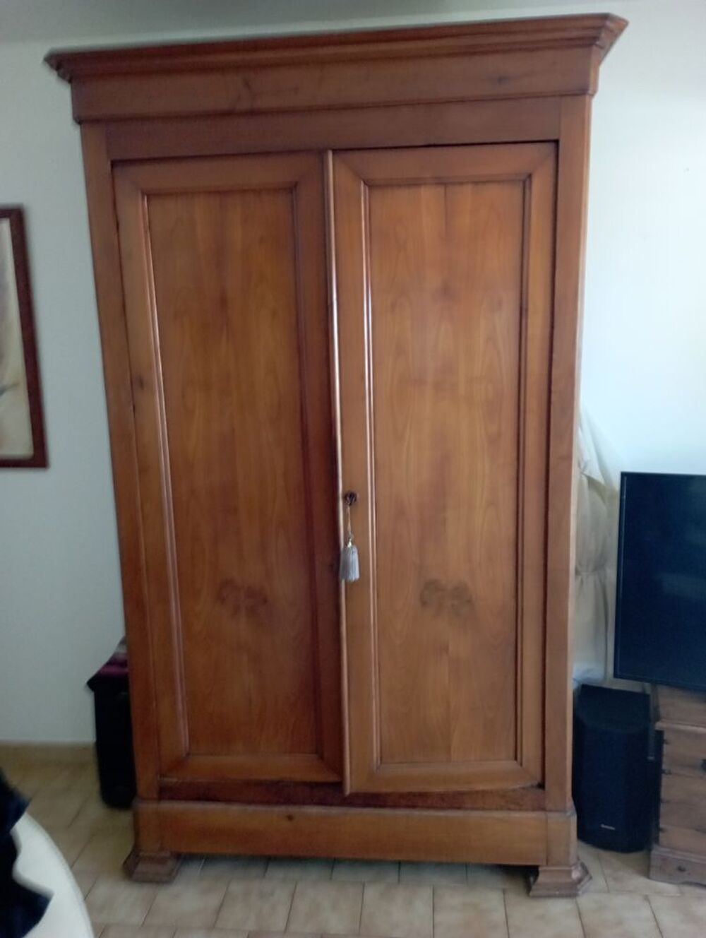 grande armoire Louis Philippe Meubles