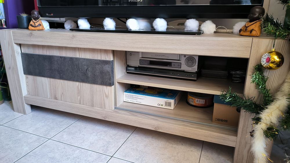 Meuble tv ch&ecirc;ne clair Meubles