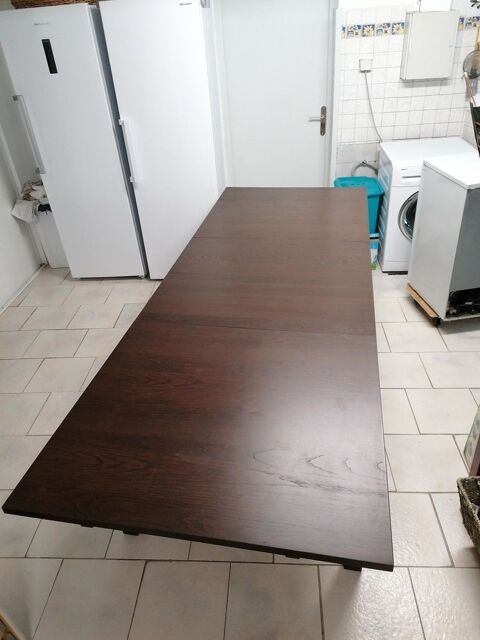 1 table IKEA et 6 chaises TBE 100 Nmes (30)