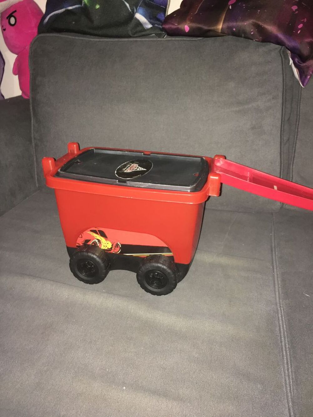 Chariot Cars Disney Pixar &agrave; roulettes avec couvercle Jeux / jouets
