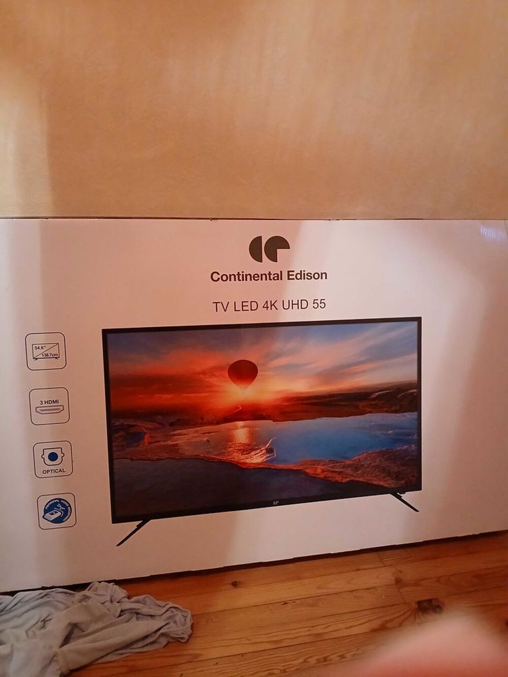TV led 4K uhd 55 (continental edison) Photos/Video/TV