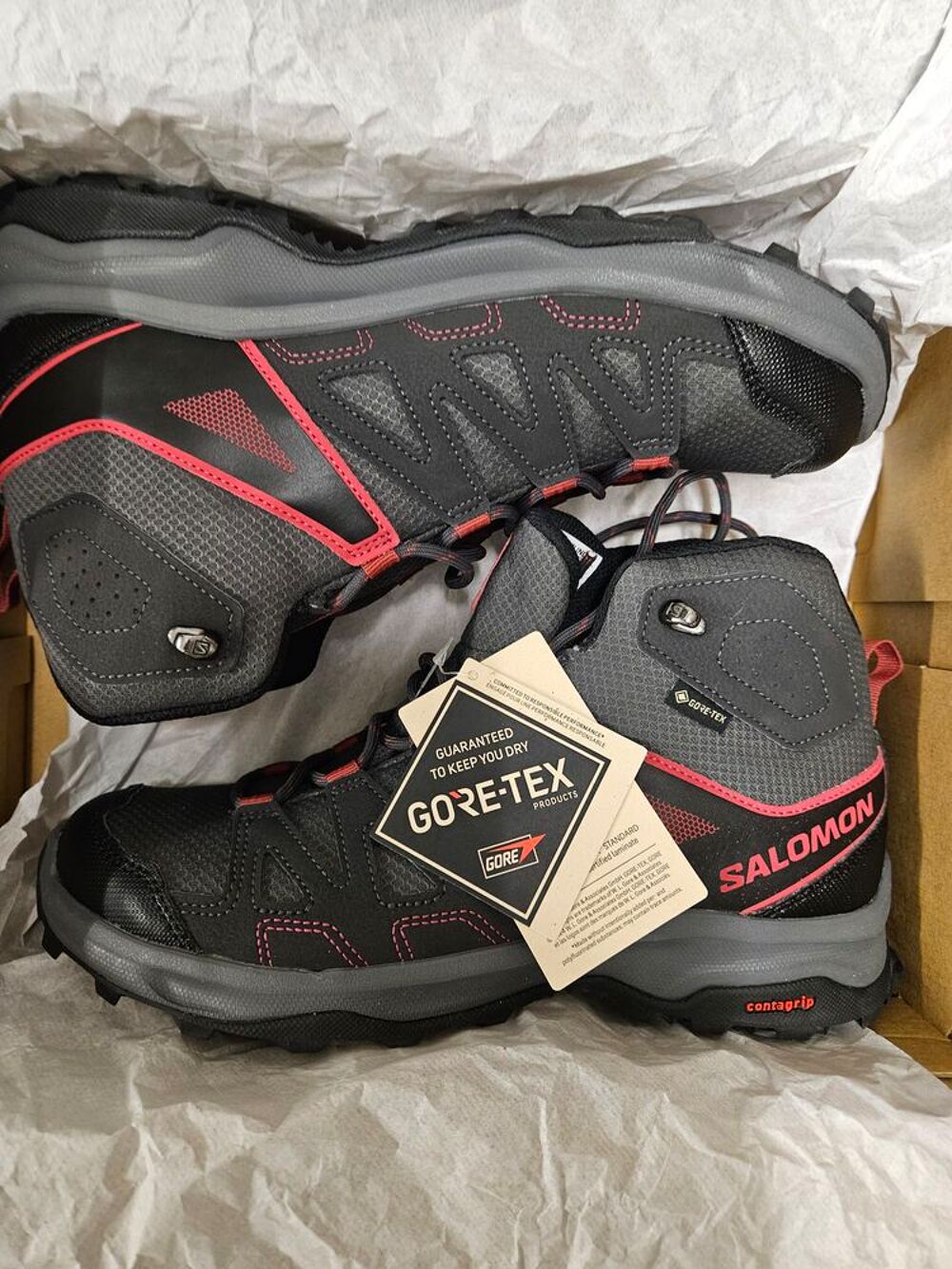 Salomon de randonn&eacute;e Chaussures