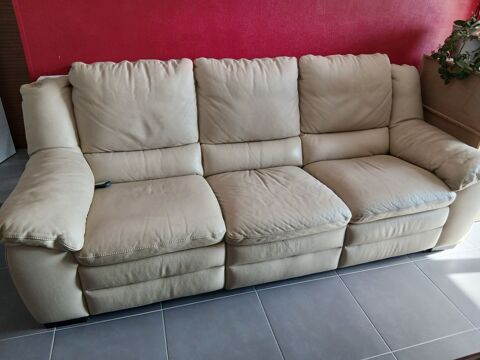 Saisissez le titre de votre objet. 300 Argentr�-du-Plessis (35)