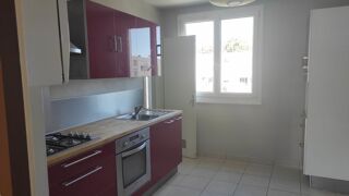  Appartement à louer 3 pièces 63 m²