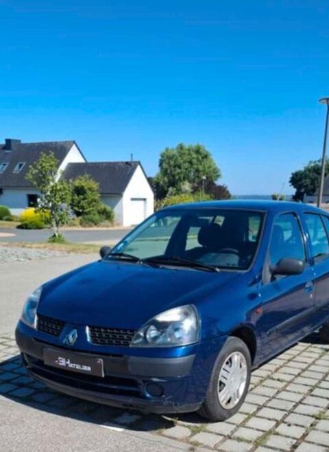 Renault Clio II Clio 1.2i Expression 2002 occasion Coatr&eacute;ven 22450