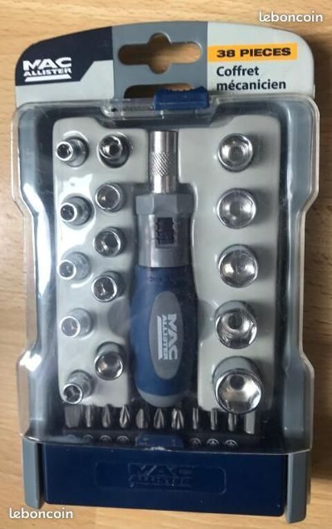 Coffret Mac Allister : embouts - douilles - manche tournevis 19 Dinan (22)